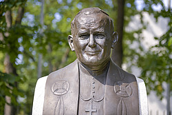 Statue von Johannes Paul II.