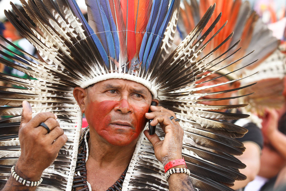 Amazonas-Indianer wollen Papst treffen | mk online